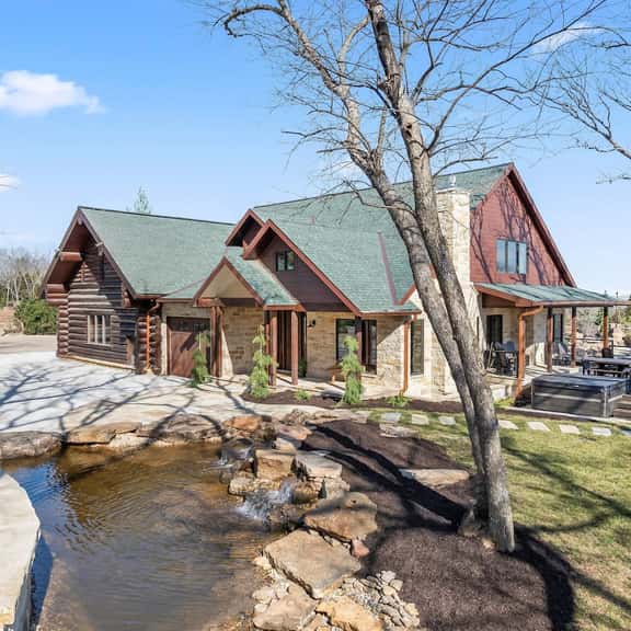 Lookout Cottage at Woodland Springs - Image 1